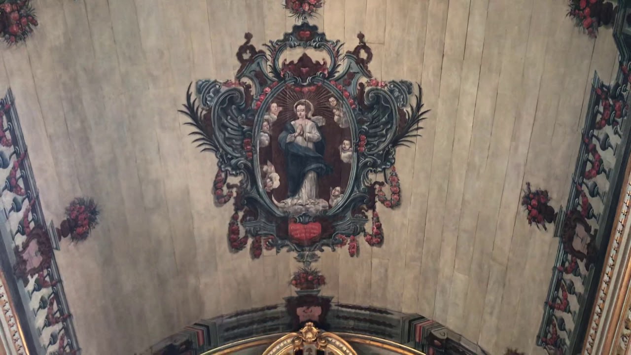 Visita ao túmulo real de Chica  - Xica da Silva na Igreja em Diamantina - MG.
