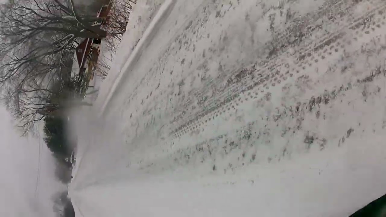 Tuttio Adria26 snow ride.