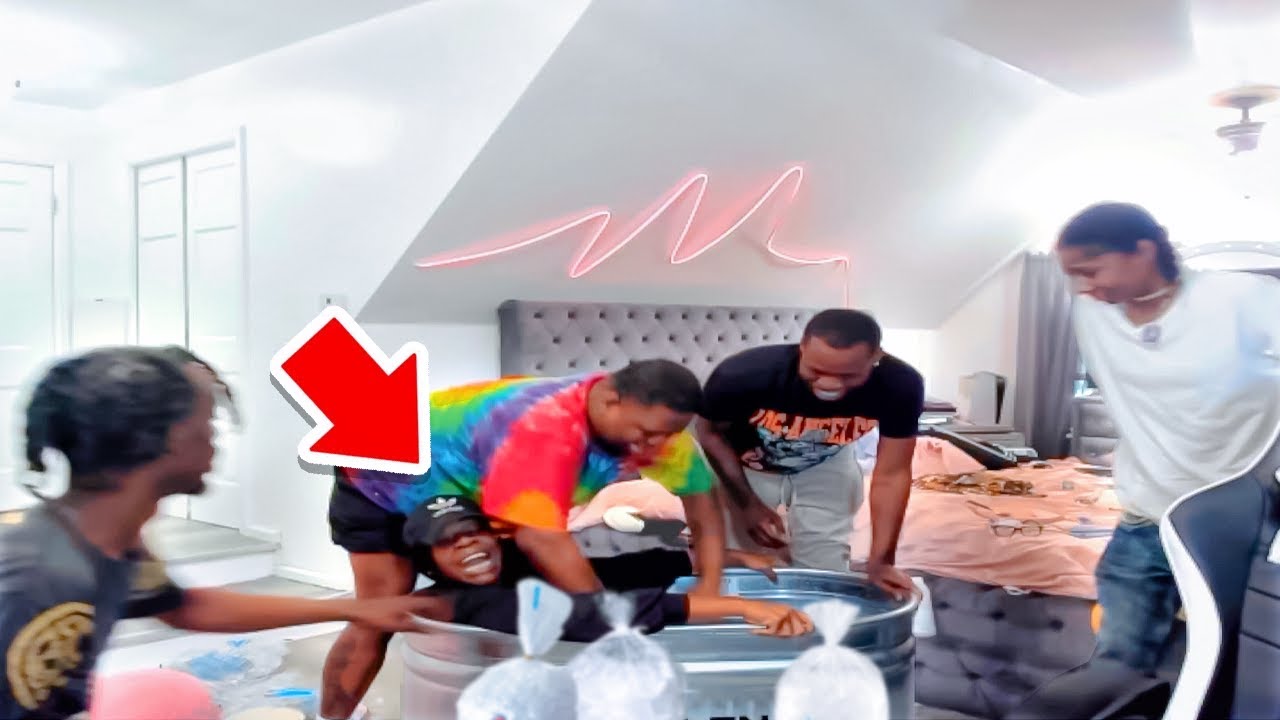 BINKS SO FAMOUS DOES ICE BATH FOR 500 SUB COUNT GOAL (EXTREMELY HILARIOUS) *FULL STREAM*