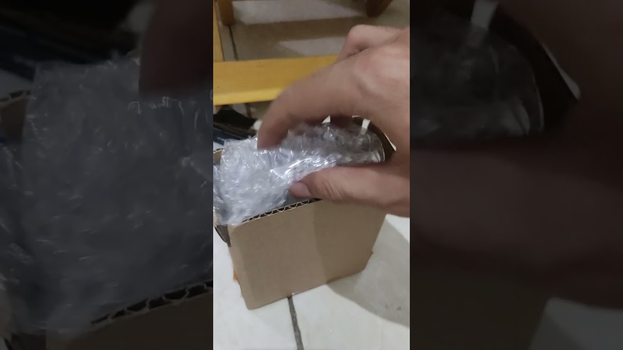 Kamera depan Poco F1, senin, 09 Februari 2026 packing