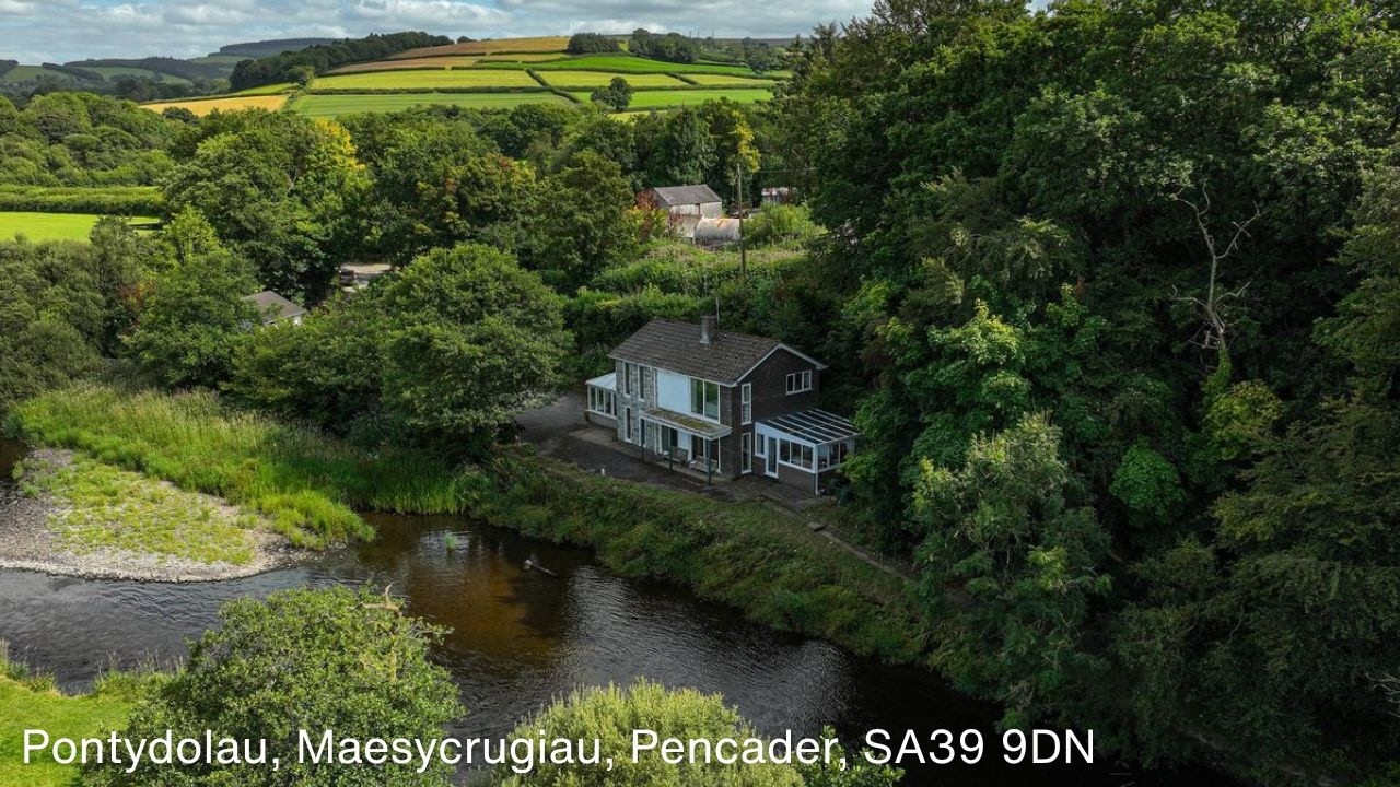 Pontydolau, Maesycrugiau, Pencader | Fine and Country West Wales