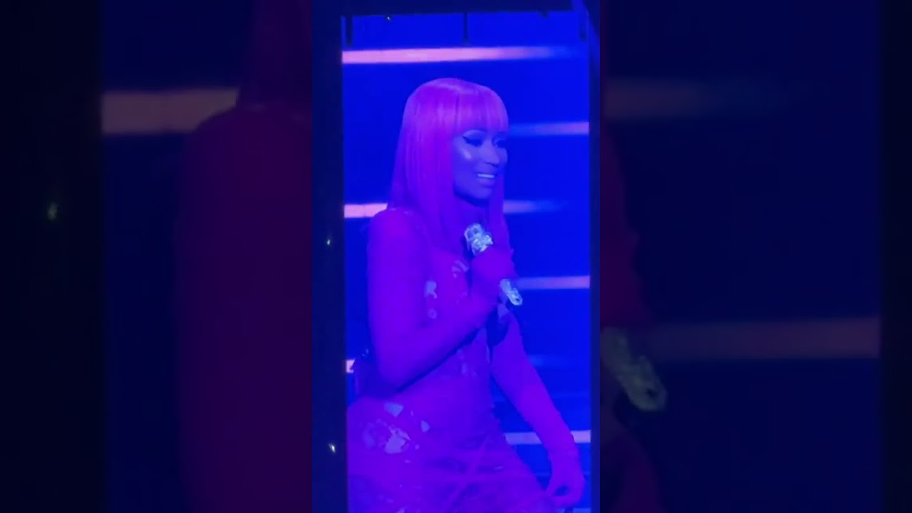NICKI MINAJ&rsquo;s &ldquo;Nicki Hendrix&rdquo; speech in #GagCityToronto night 2