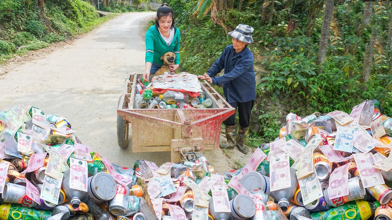 Single Mother Lucky to Find Treasure Trove of Money Under Dump / Daily Life Picking up Scrap