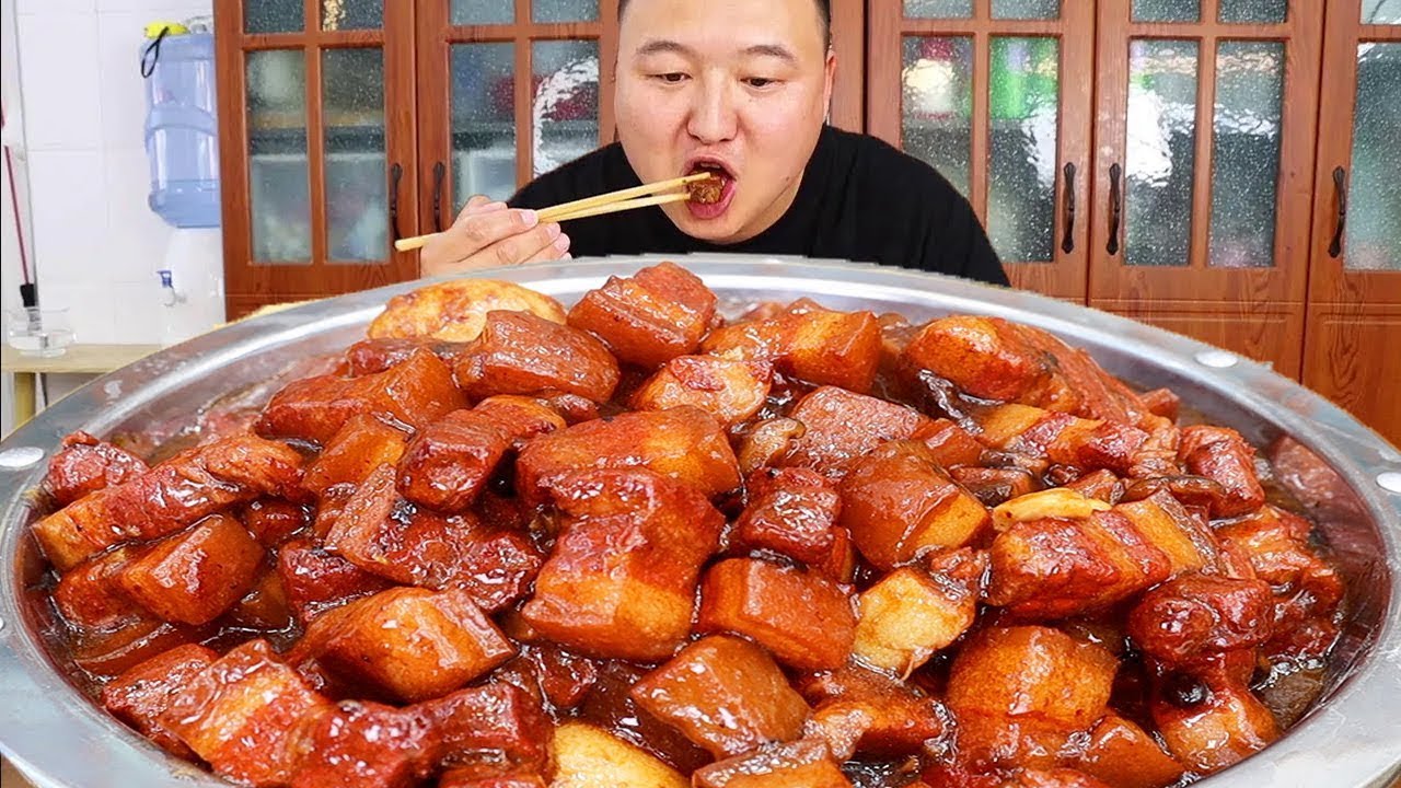 🔥【卤肉饭】馋哭了！满满一碗卤肉饭肥而不腻，大口扒着吃也太解馋了！