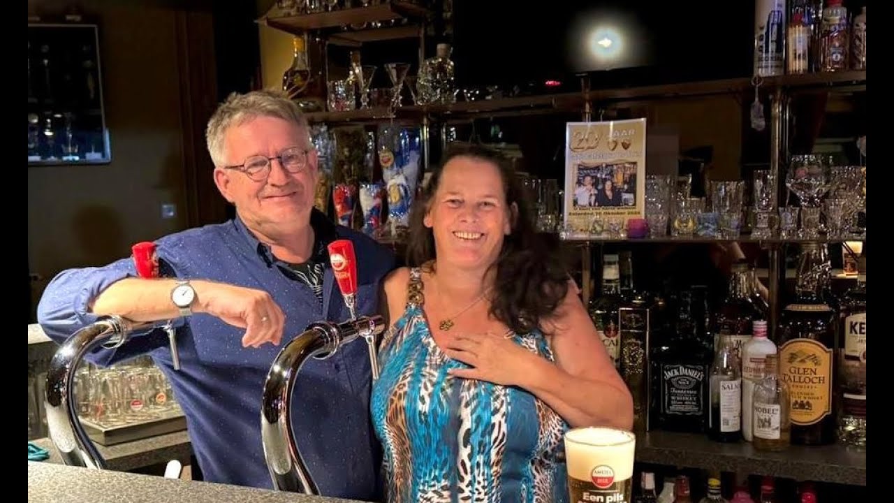 Sjoerd en Dettie vieren 20 jarig bestaan van Ús Thús