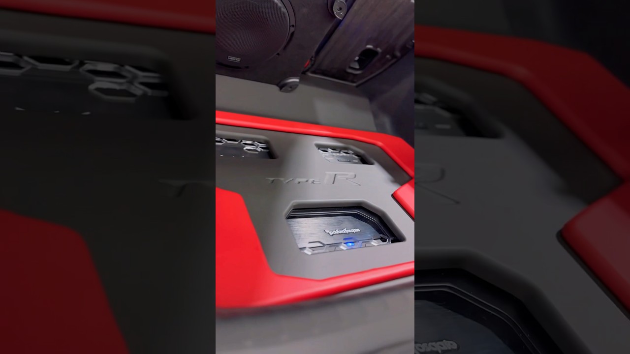 2024 Honda Civic Type R Custom Amp Rack, Custom Pillars, All Factory Speaker and Subwoofer Upgraded