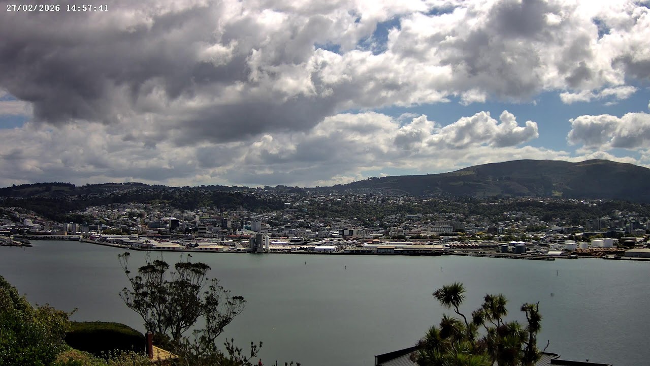 Dunedin, NZ - Live Webcam (4K): 27-02-2026 03:00 to 14:59