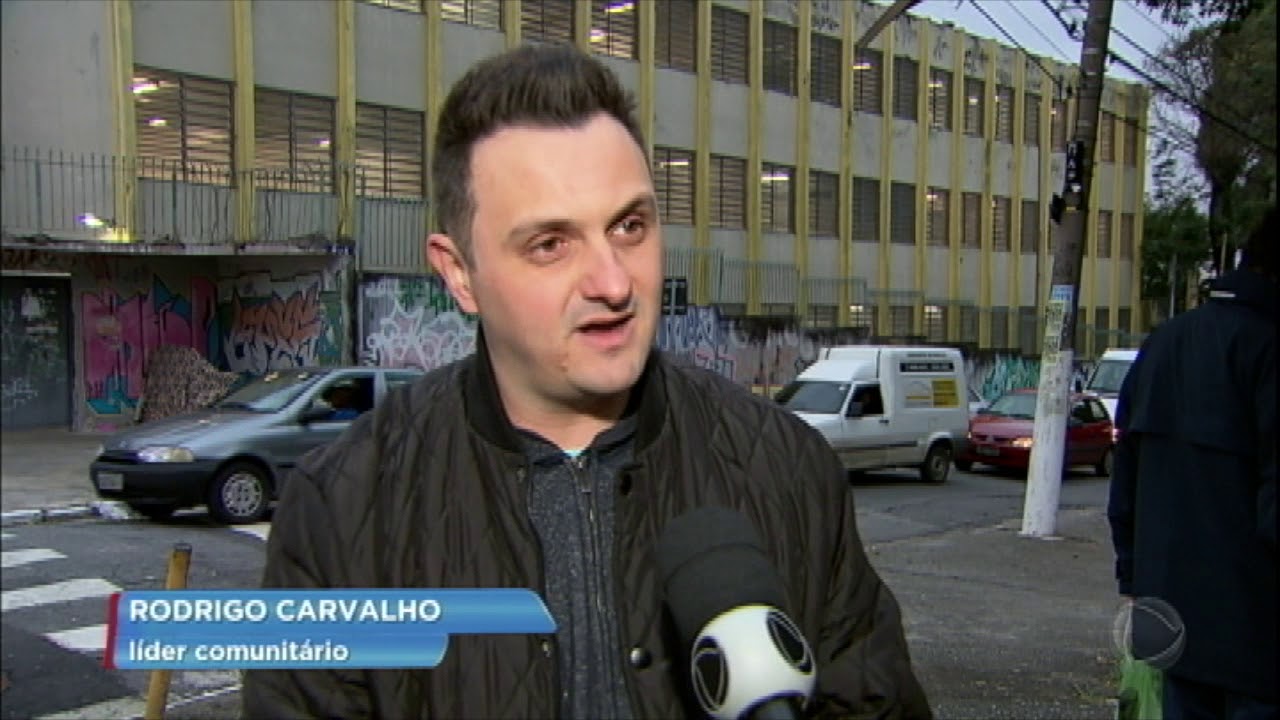 Escola sem manutenção prejudica alunos