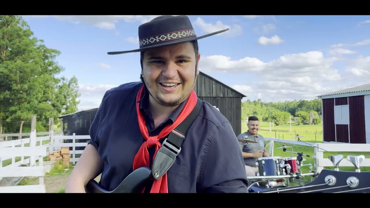 Banda Tchêkiná O bagual Chorou Clipe Oficial