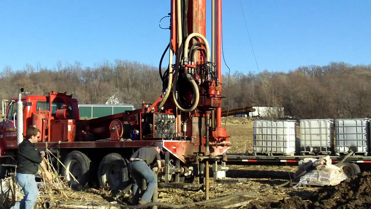 Versa-Drill V-100 Drilling Domestic House Well
