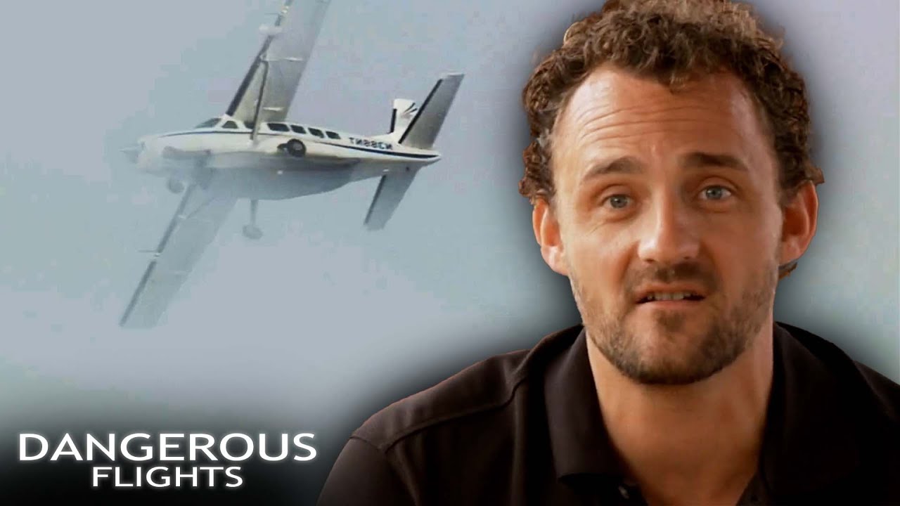 Taking On The World's SHORTEST AND LONGEST Runway! | Dangerous Flights | Mayday: Air Disaster