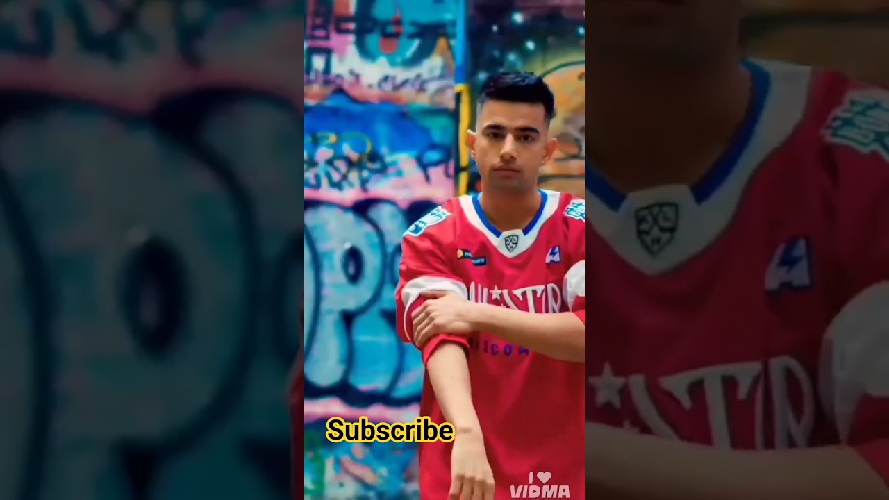 Internet Can’t Get Over This Jass Manak Style 😍 
