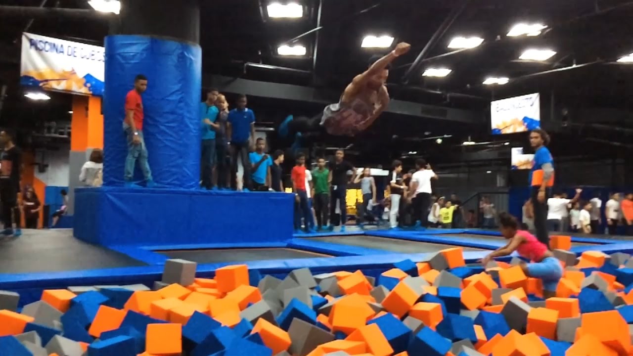 No Day's Off - Summit Trampoline Park, Santo Domingo