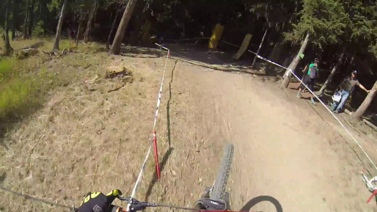 Francesco Colombo Pila bike park Gravitalia 2016 qualifica
