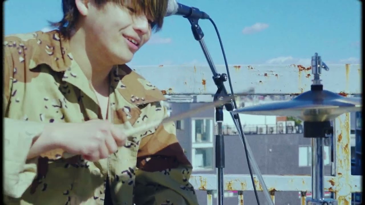 the奥歯's - デスキス - Music Video