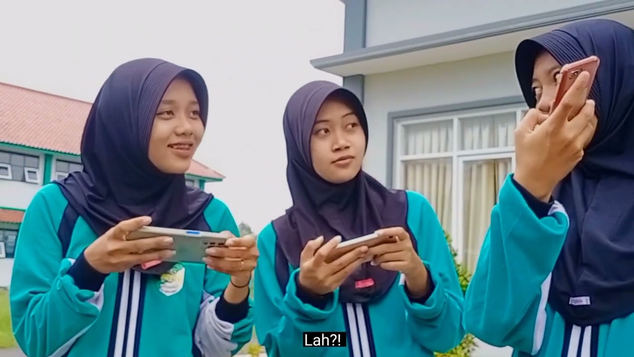 Drama DAMPAK NEGATIF PENGGUNAAN GADGET (Tugas B. Indonesia kelas XI Multimedia 2)