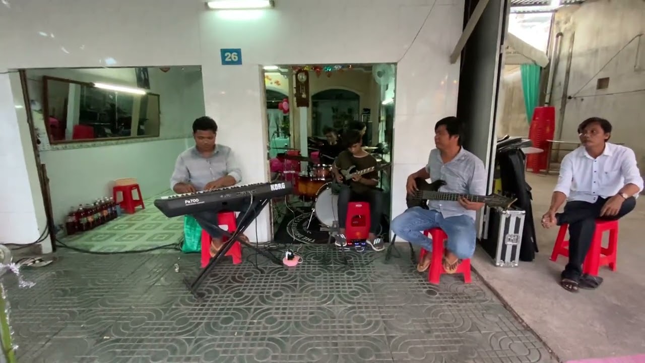 Tuk Lao eng jos Cover Band Color #hoangthien #live #cover