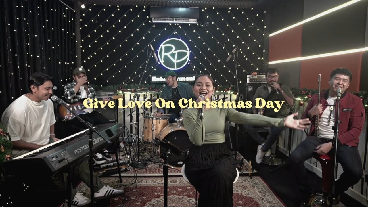 GIVE LOVE ON CHRISTMAS DAY - Jackson 5 (Cover) By Regina Poetiray GeishaxRheno Poetiray|RPProduction