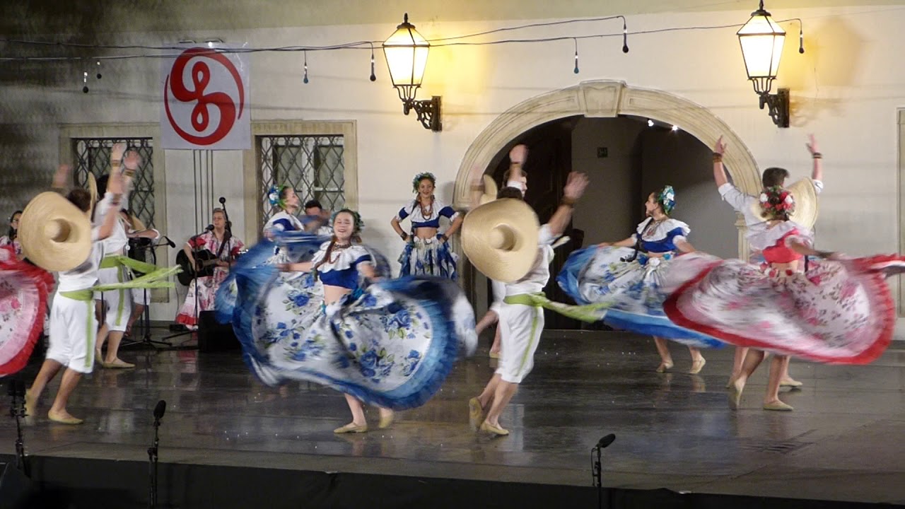 Carimbó dance - Brazil, GEMP Escola e Cia. de Dança (Crissiumal), 23.7.2017 in Zagreb, Croatia