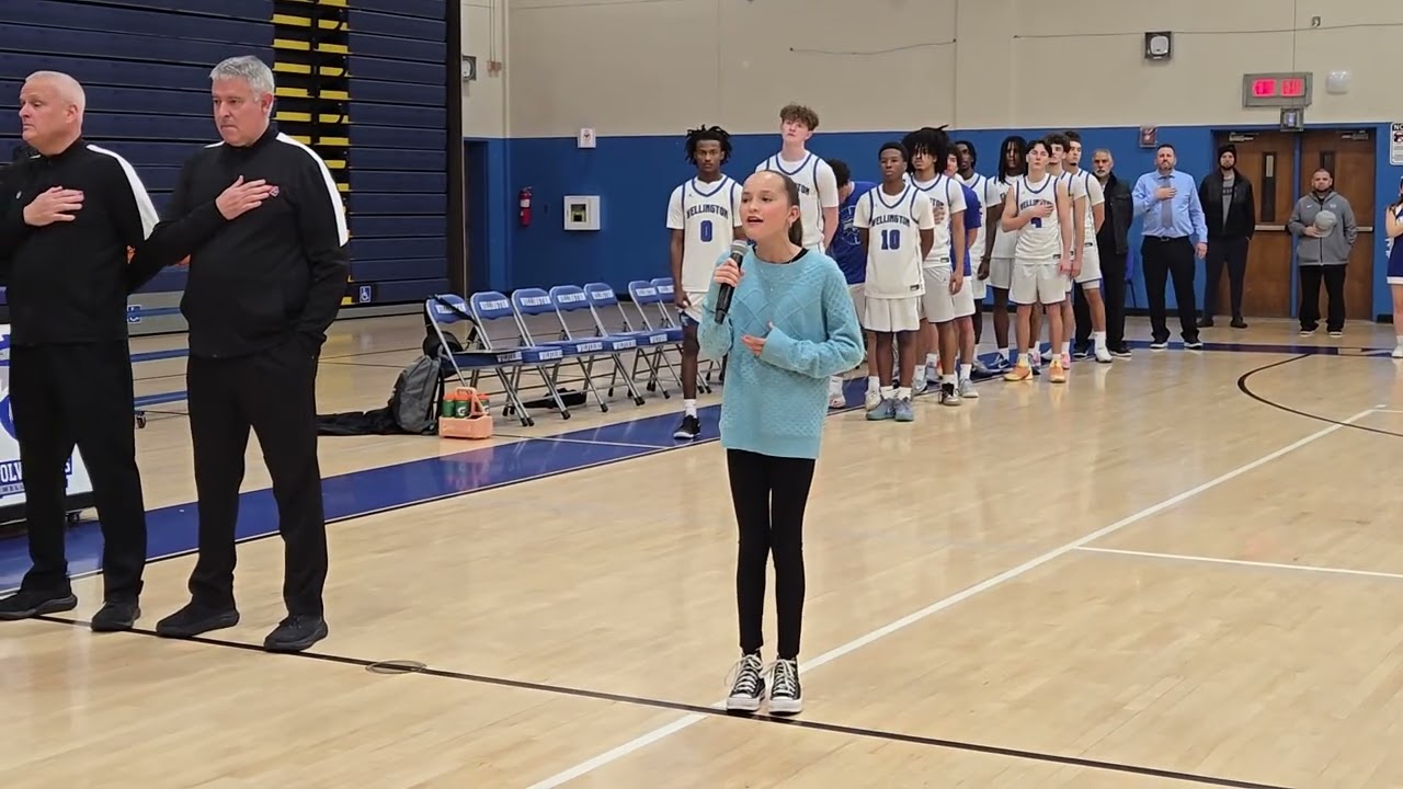 11 yr old Cheyenne Morris singing the National Anthem at Wellington vs PBC game