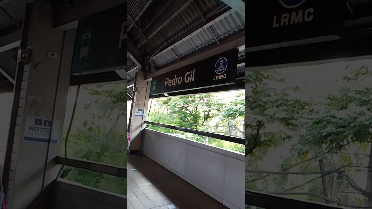 Early Afternoon Weekend  in Pedro Gil LRT Station