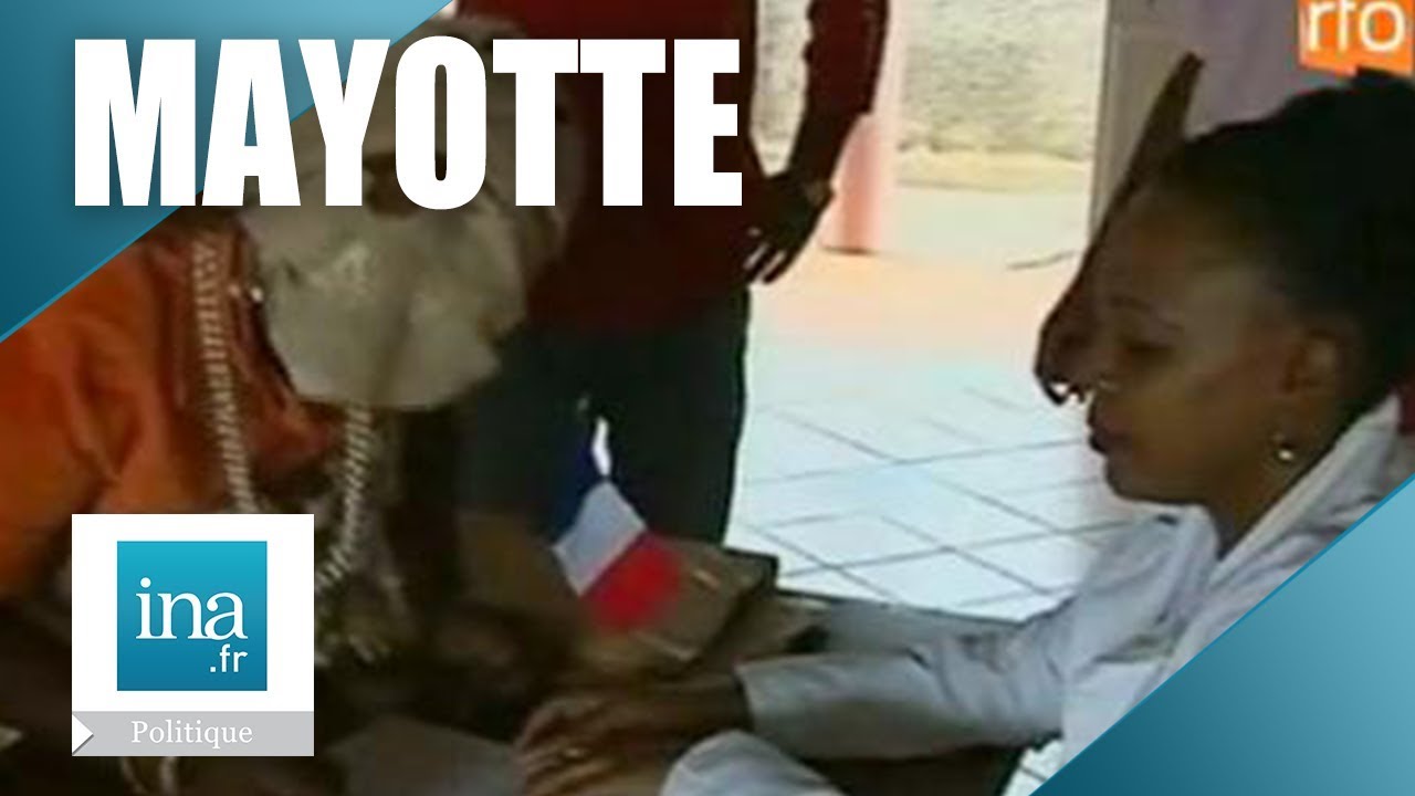 Mayotte devient le 101&egrave;me d&eacute;partement fran&ccedil;ais | Archive INA
