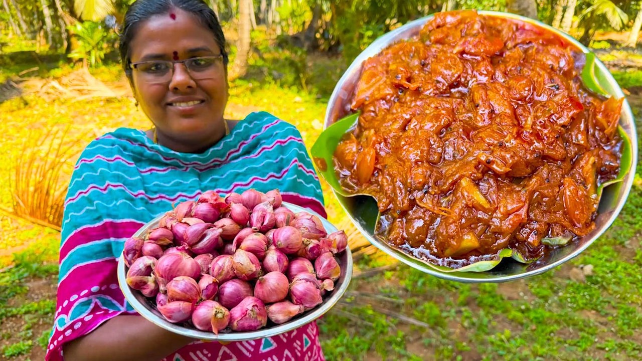சின்ன வெங்காயம் இருந்த இப்படி ஒரு முறை செய்து பாருங்க /Onion Thokku for Rice -Chapathi #shortstamil