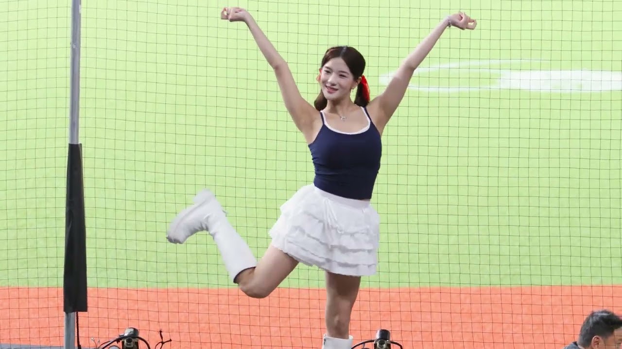 宇宙啦啦隊-妃妃 中場表演《Ready To Shine》 台北大巨蛋 台日棒球國際交流賽  2026/02/27