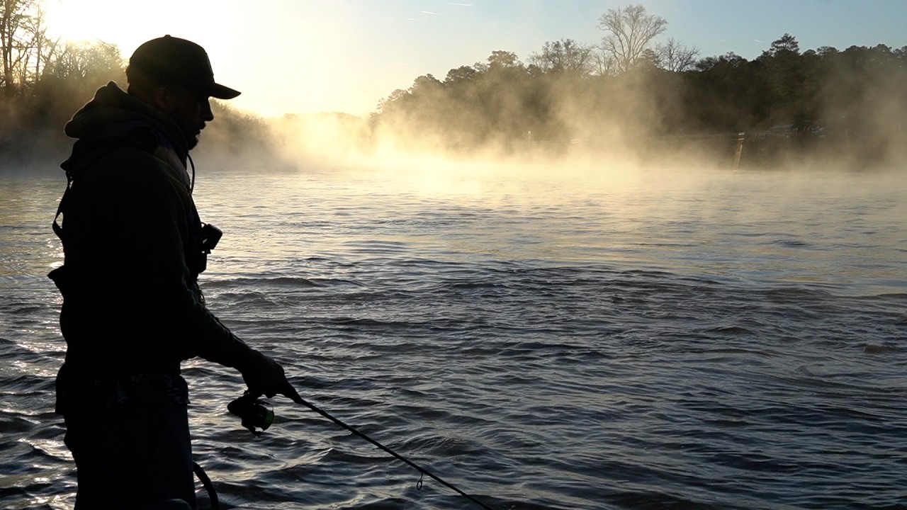 Pescando En Un Rio Con Situaciones Dif&iacute;ciles 