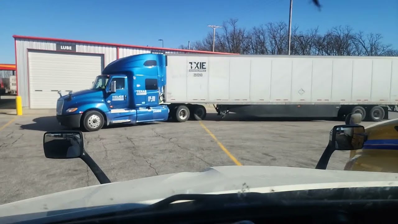 LIVE Trucking POV - IRL | Stafford MO St Louis MO Indianapolis IN ➜ Springfield Ohio