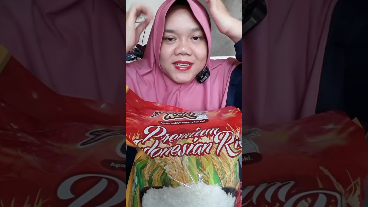 DYMA KULINER 💕ASMR RAW RICE EATING💕 Makan Beras Mentah #mukbang @Dymareal @dymaaaaa