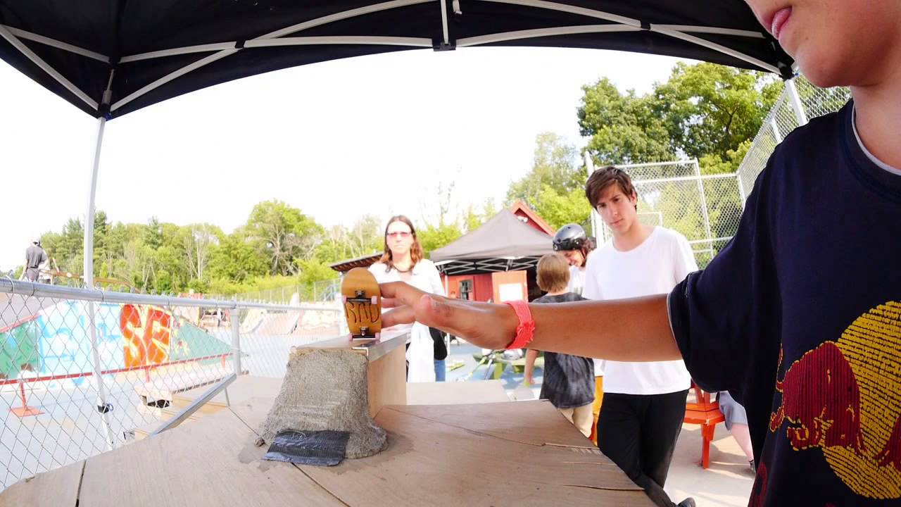 FlatFace Fingerboard Contest @ Andover Skatepark