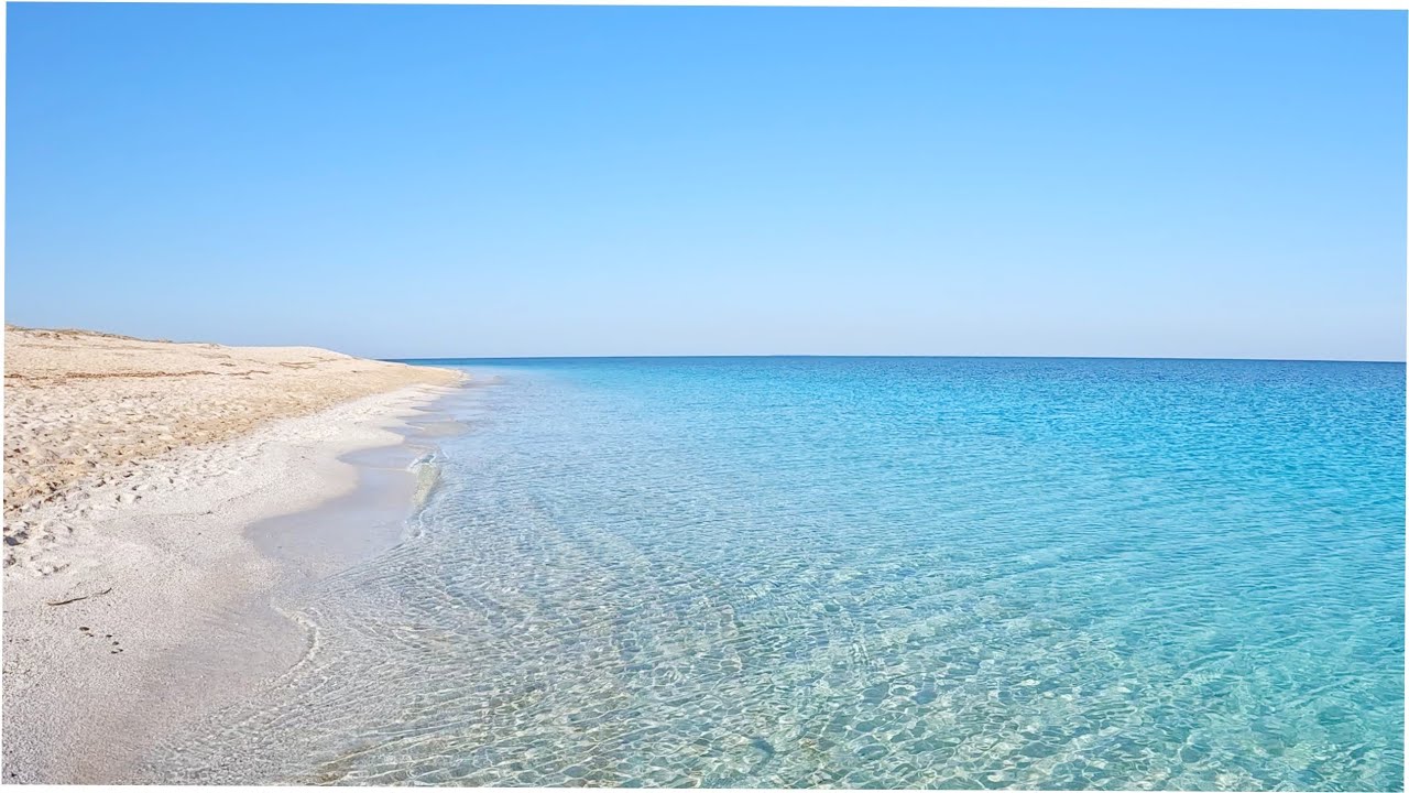 I colori tropicali della spiaggia Sa Rocca Tunda Penisola del Sinis Sardegna /Gennaio 2023
