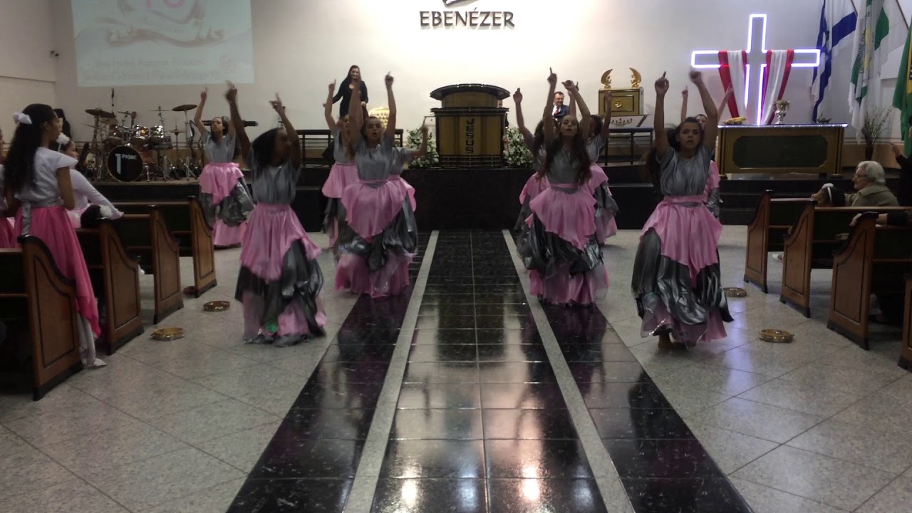 Labaredas De Deus Profetas Da Dança 16 Anos festa da igreja