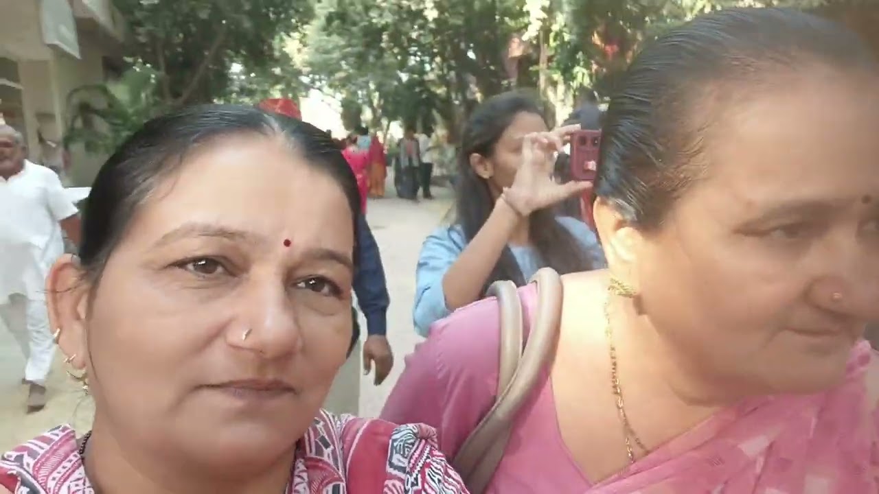 aje Gokul mathura ne raman reti darshan