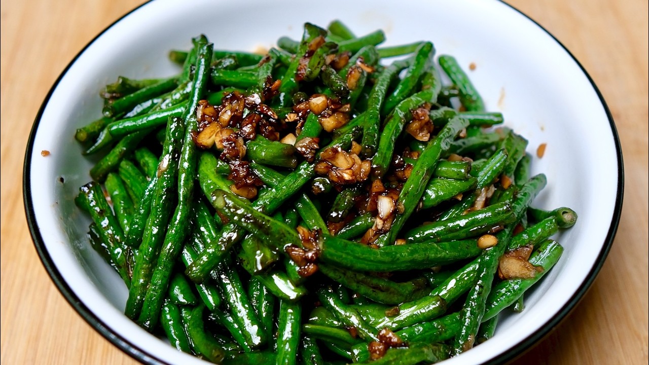 Stir fried long beans fragrant and tender crisp :: Simple but incredibly satisfying