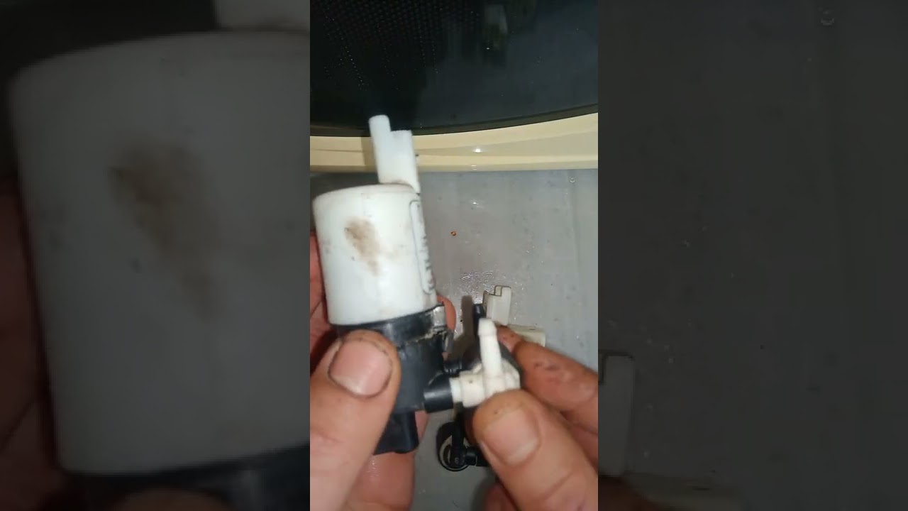 مضخة ماسحات الزجاج الأمامية و الخلفية لسيارة بيجو 307، pompe lave vitre avant et arrière Peugeot 307