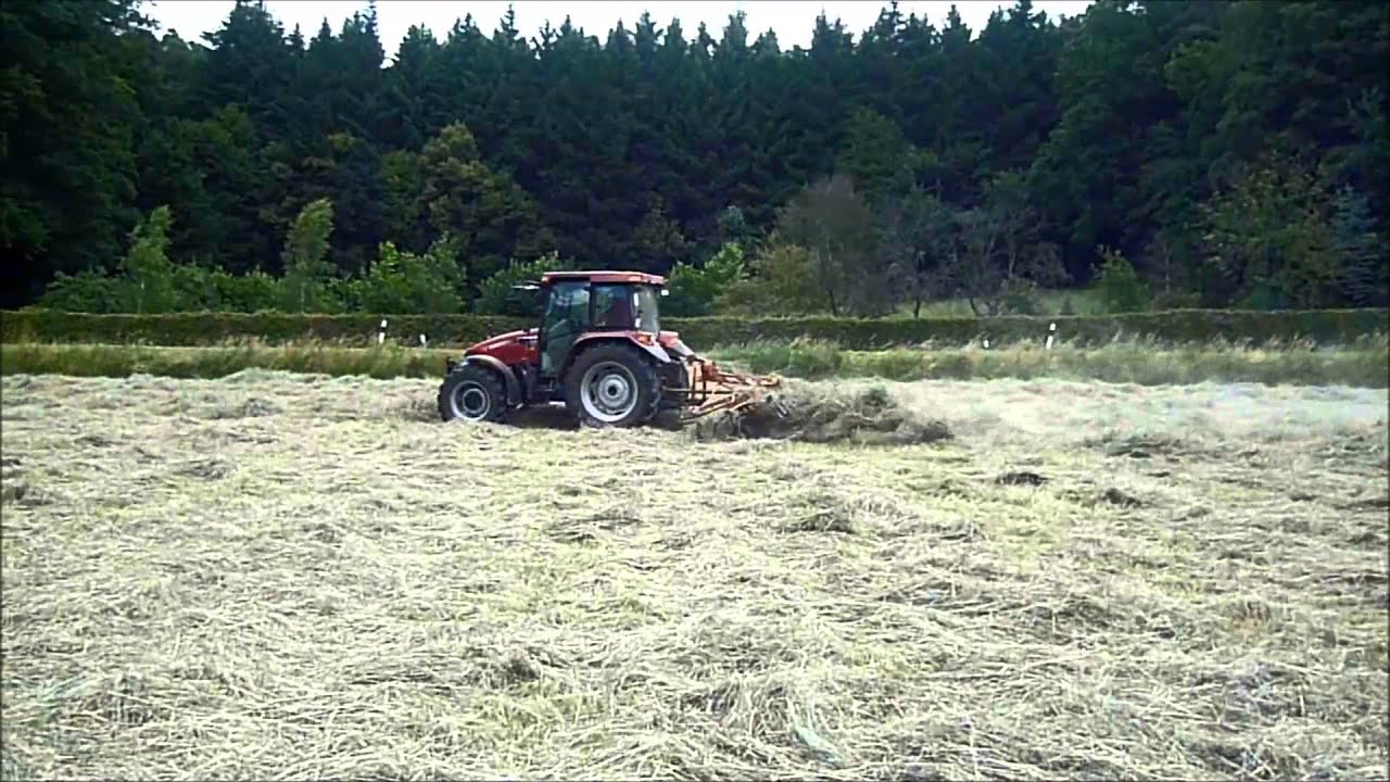 Heuernte 2014 Wenden mit Case Jxu 115 und Kuhn GF 5001