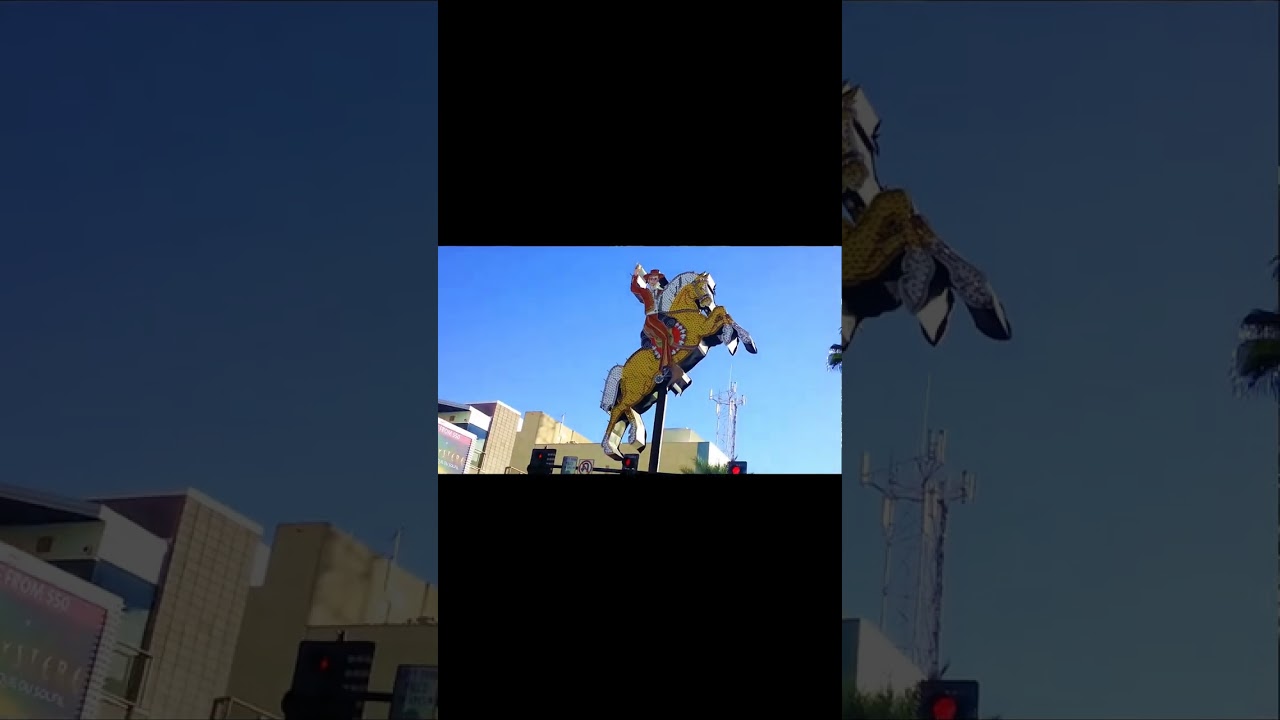 Las Vegas Walking Tours - 2-Hour Guided Sightseeing tours of Downtown Las Vegas - Fremont St.