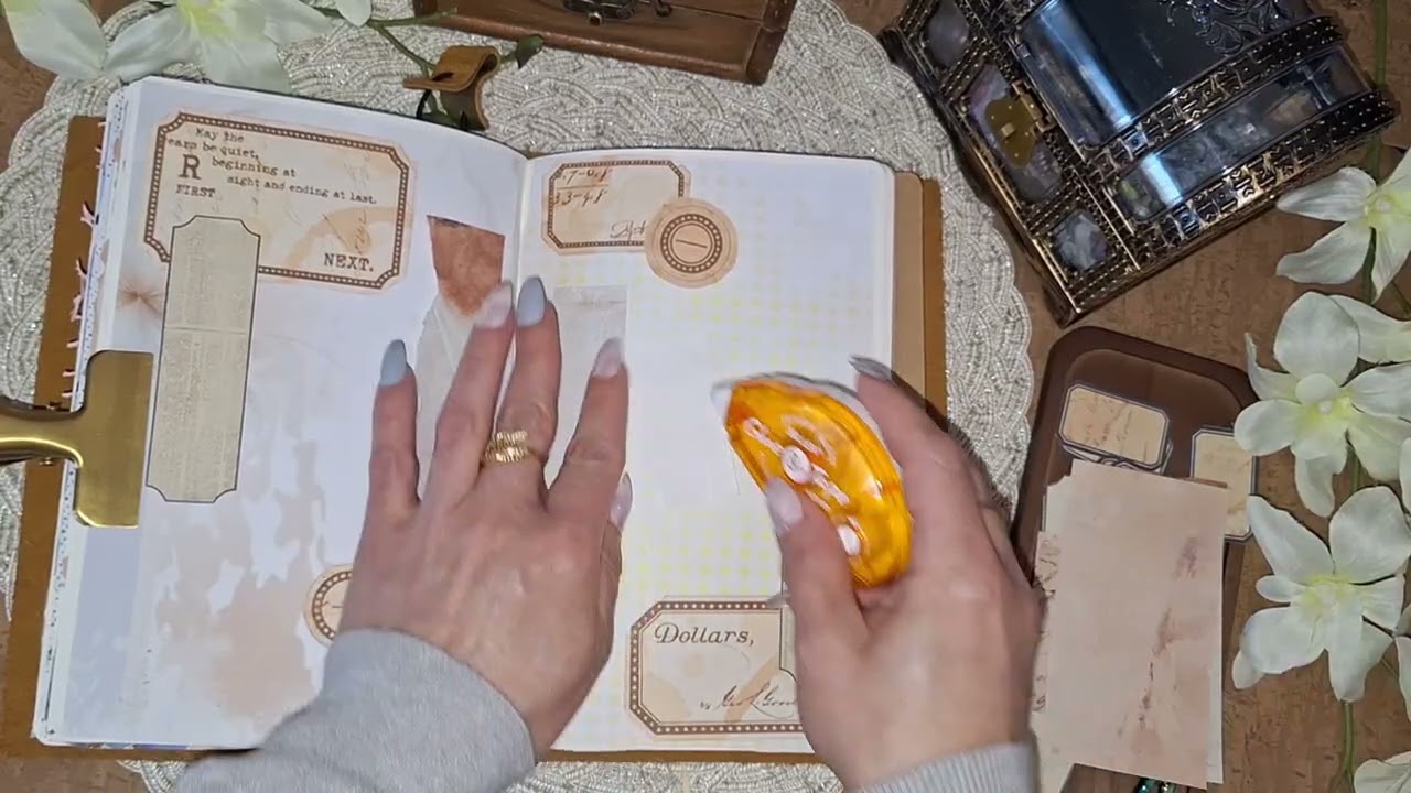 ASMR Scrapbooking 