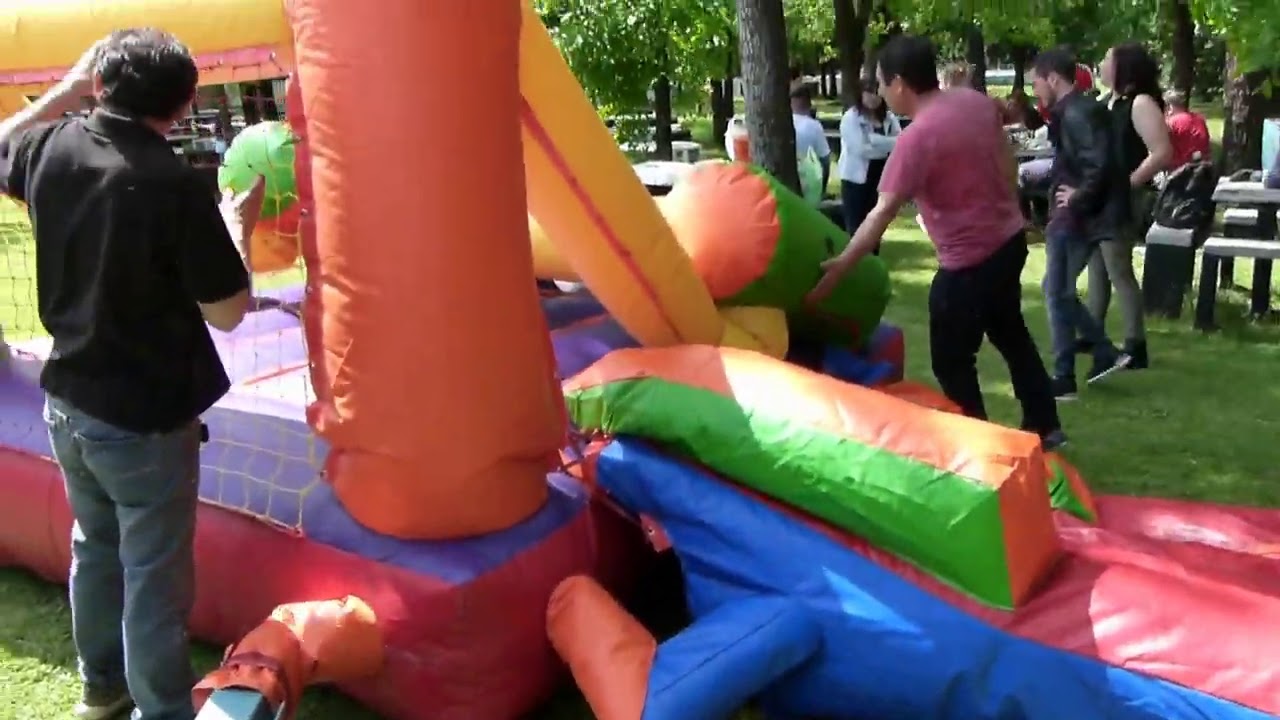 Juegos infantiles: Pelotero para parques y jardines.