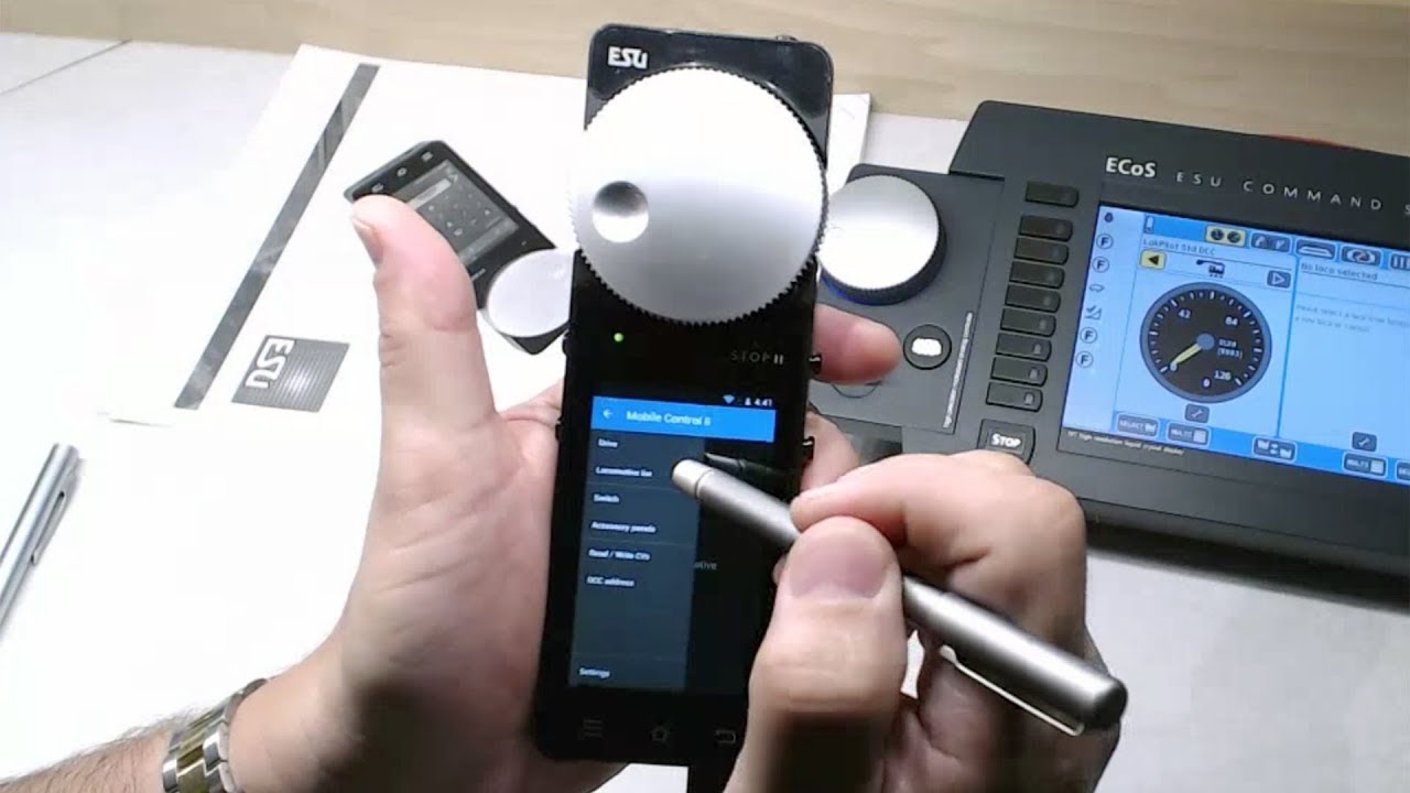 DCCTRAIN ESU Mobile Control II 50114 connecting to ECOS AK live broadcast presentation
