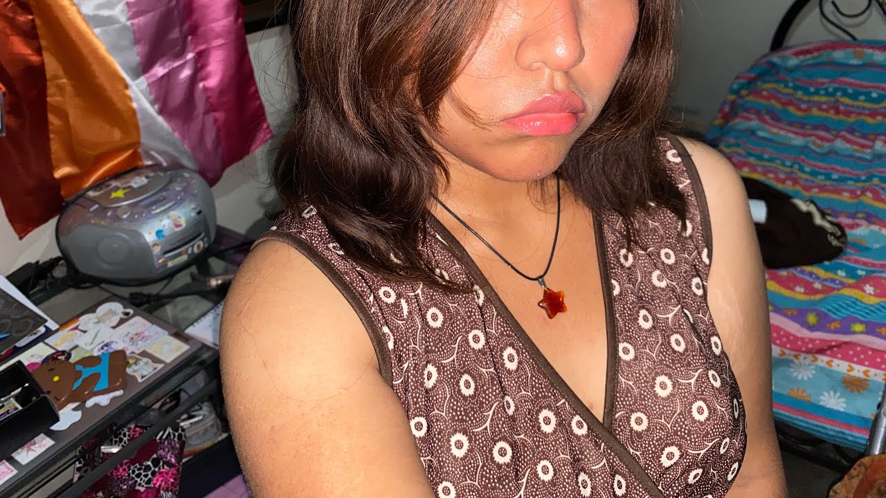 siguiendo un tutorial de @kiuticami  para ser una fresita 🍓🤎 