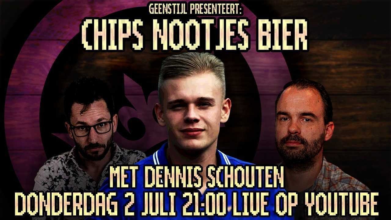 DENNIS SCHOUTEN AAN DE BAR IN CHIPS. NOOTJES. BIER.