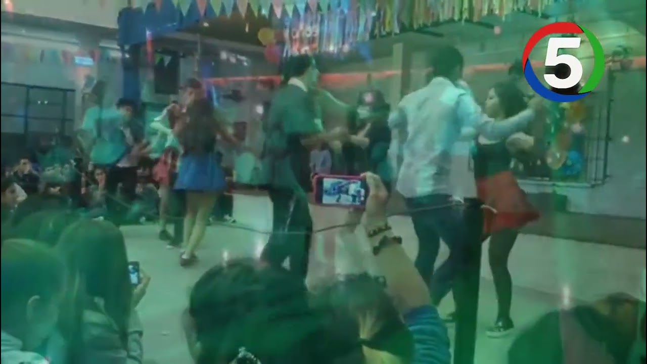 TE VI BAILANDO SOLA🎧 DJ Claudio Valla✨ Música y voz creada con IA