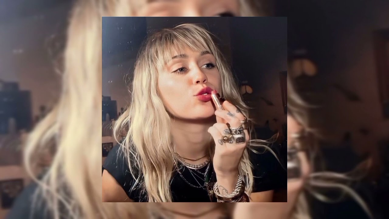 Miley Cyrus - Secrets (SPED UP)