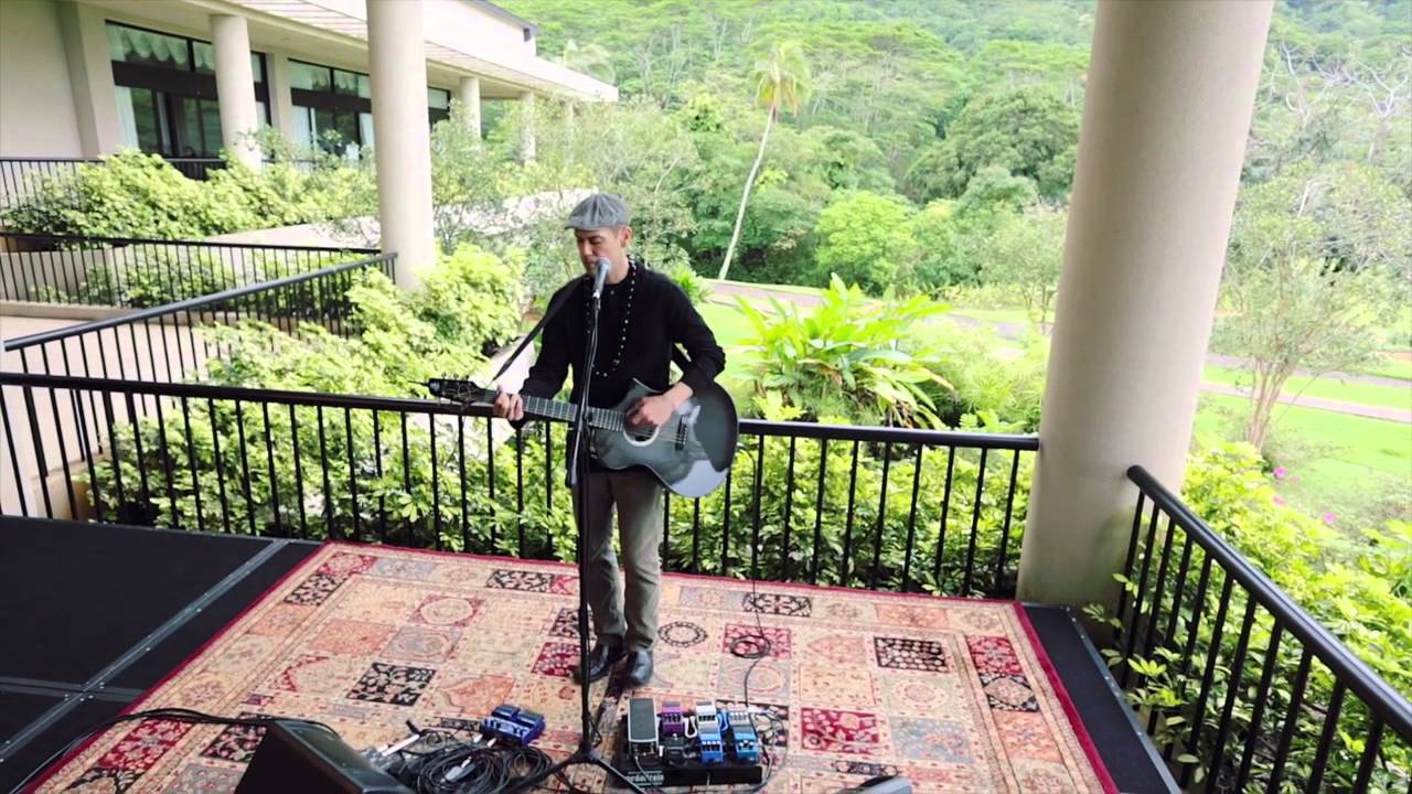 Kamuela Kahoano - Have You Seen The Sun? (HiSessions.com Acoustic Live!)