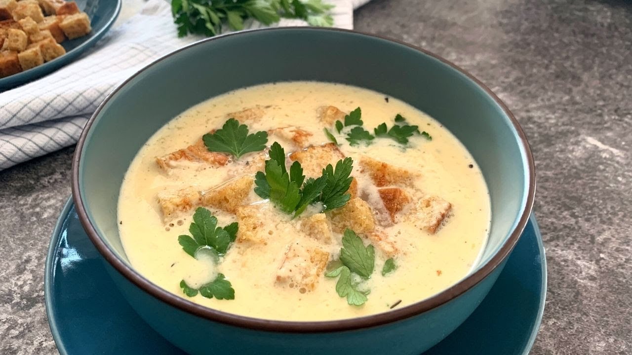 КЕТО СЫРНО-ЛУКОВЫЙ СУП С ХРУСТЯЩИМИ КРОМКАМИ