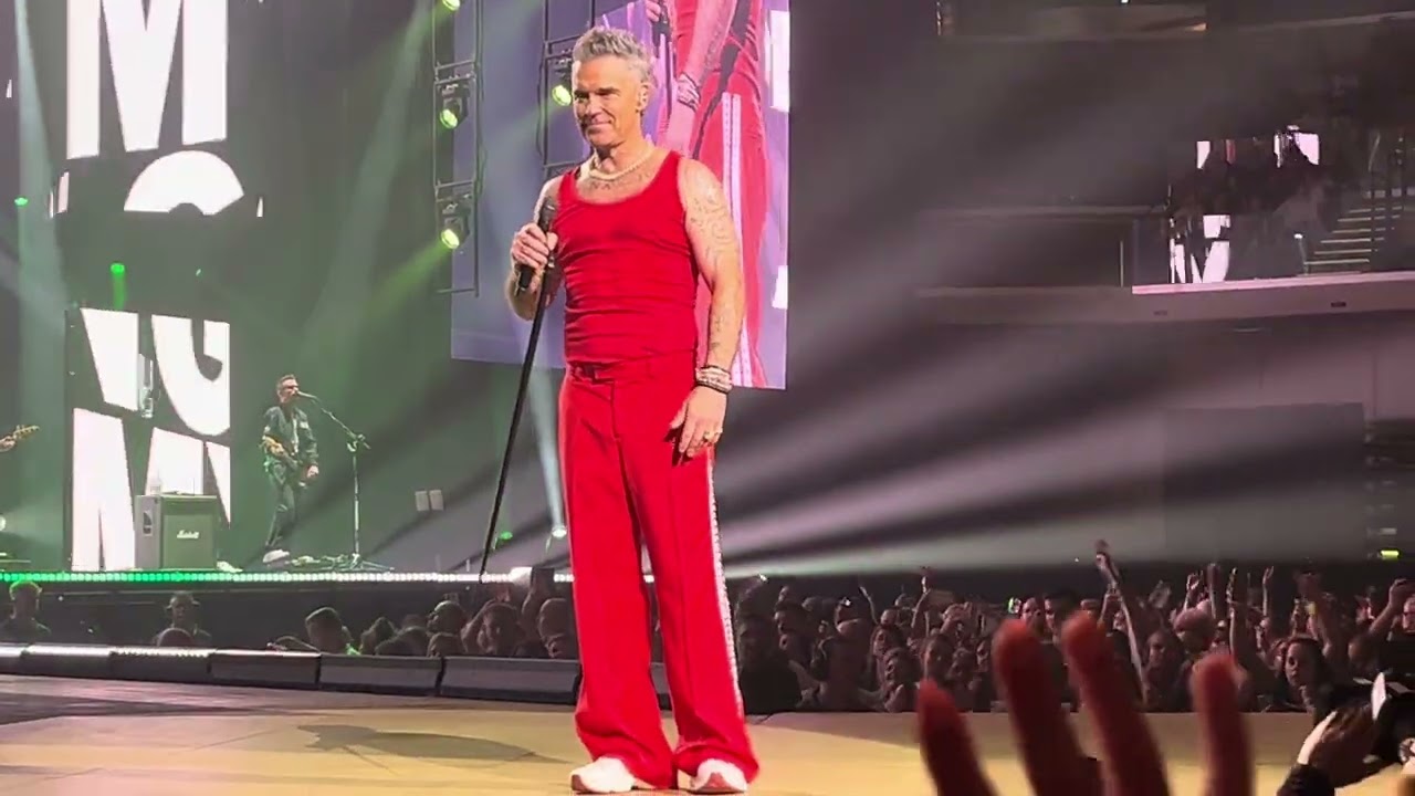 Strong - Robbie Williams - Live Budapest 2025. September 12.
