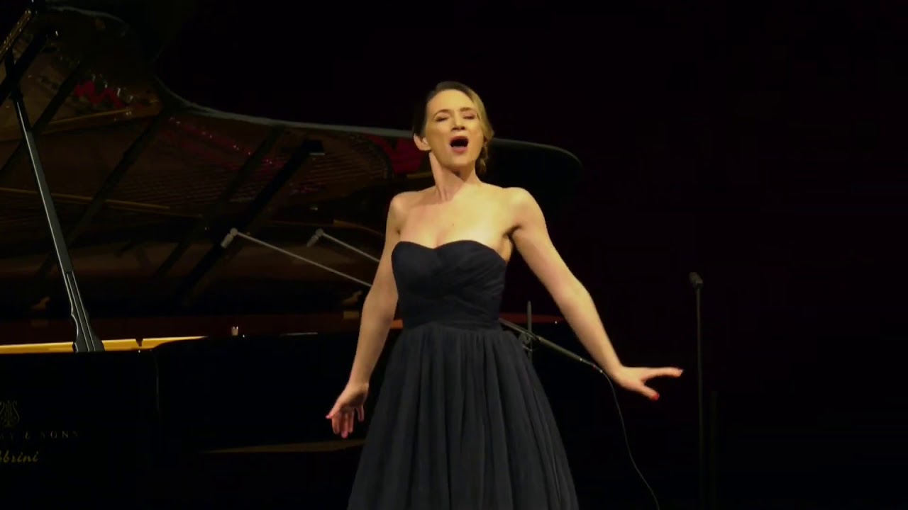 Air du Feu de L'Enfant et les sortilèges de Maurice Ravel, by Alexandre Tharaud et Sabine Devieilhe